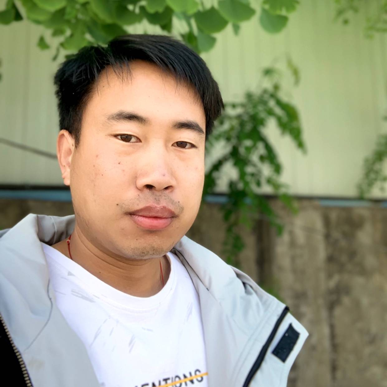 蜡烛打稳重的照片