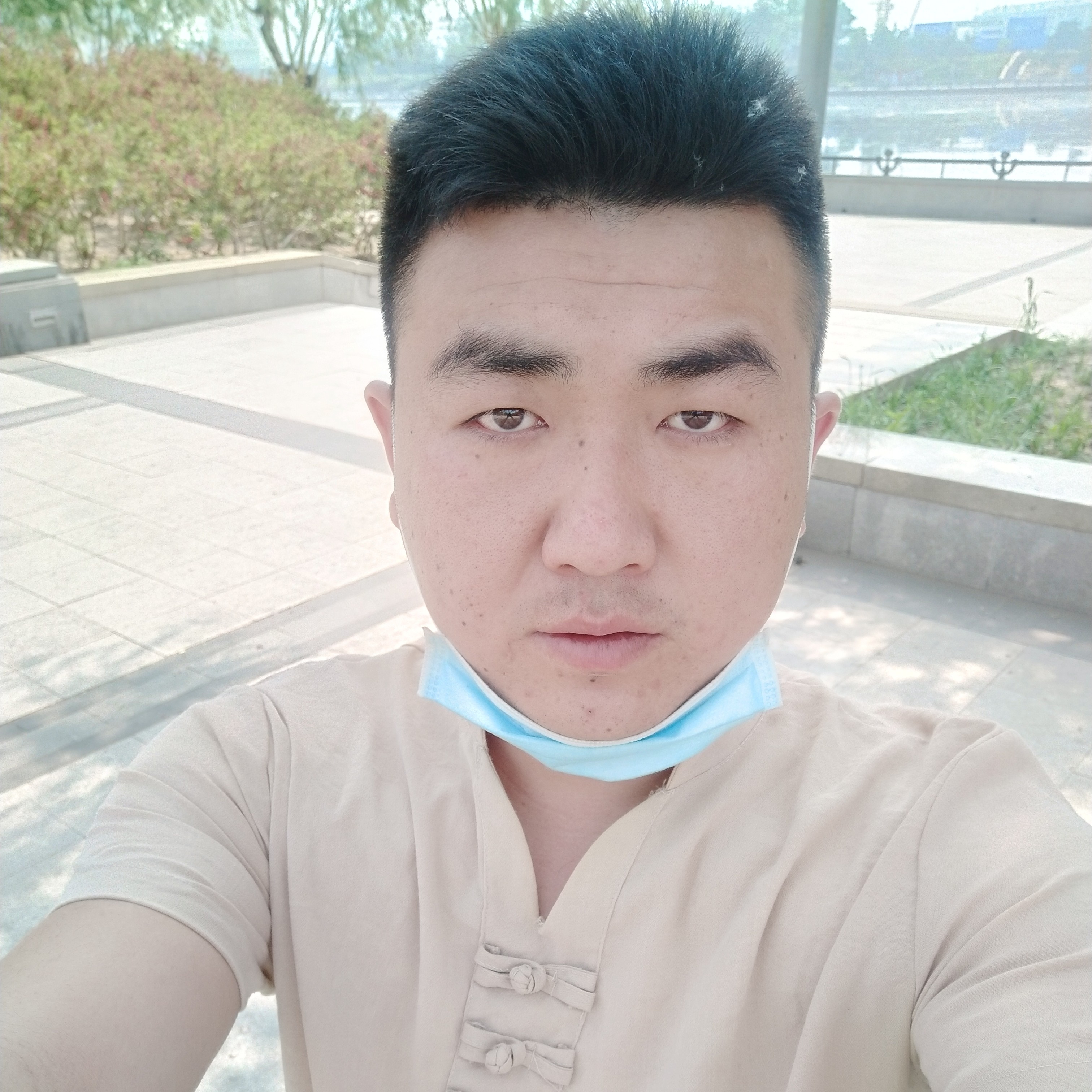 秋天邂逅冷静的照片