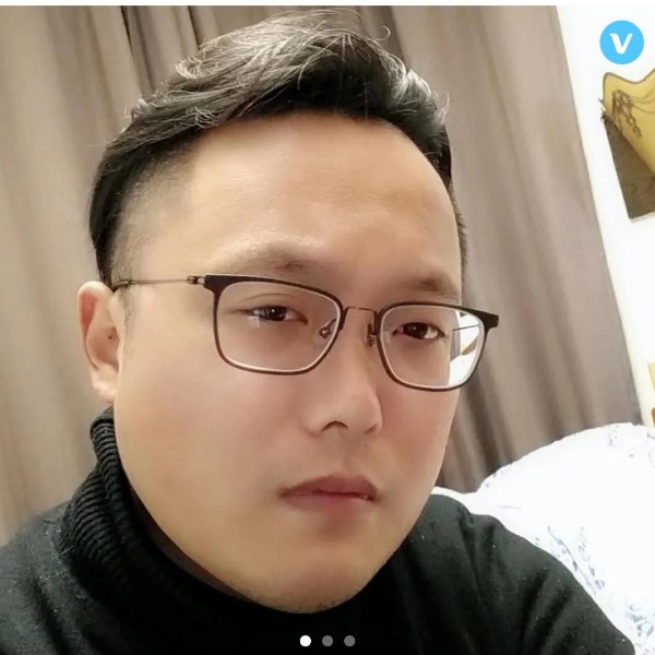 离笑挽南风的照片