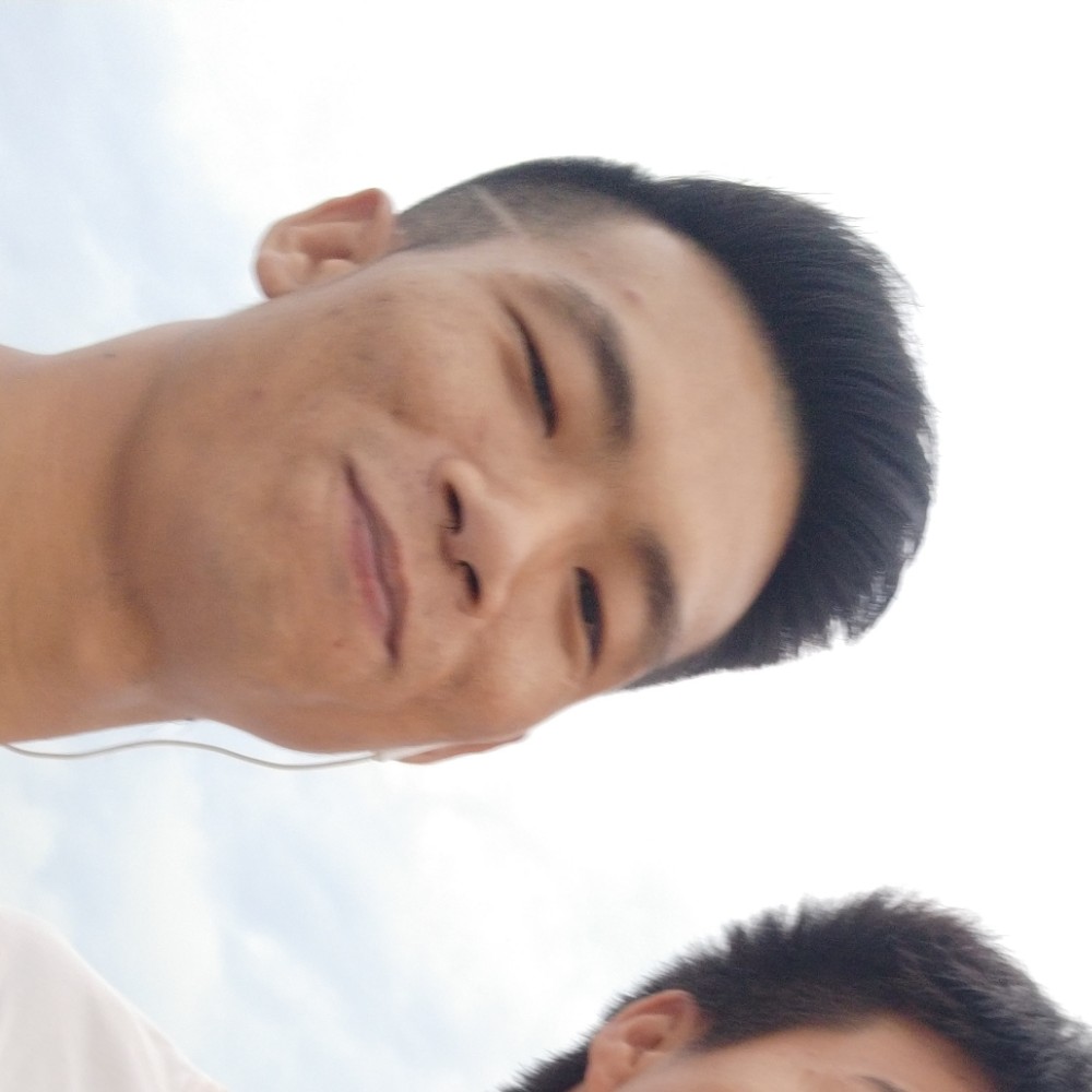 沐樱踢等待的照片