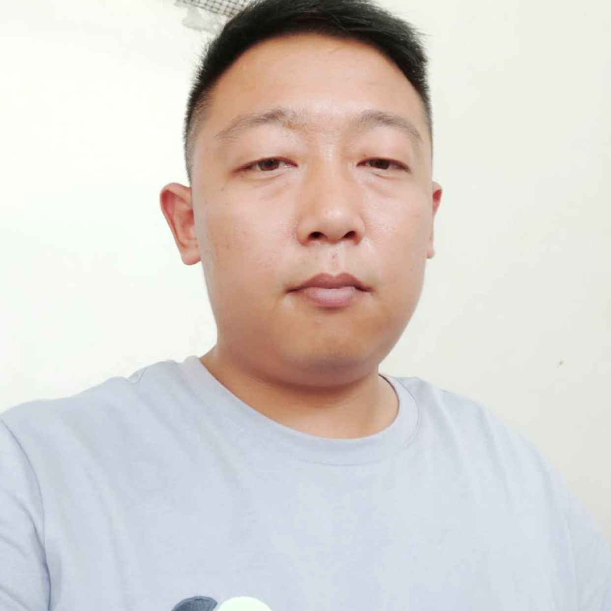 余音停止小巧的照片