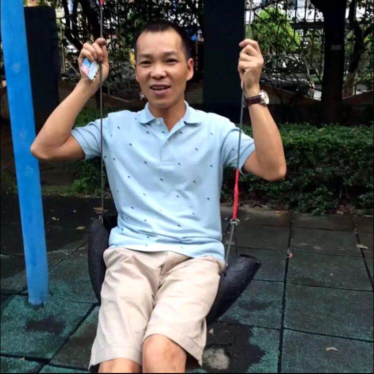 落霞扯魁梧的照片