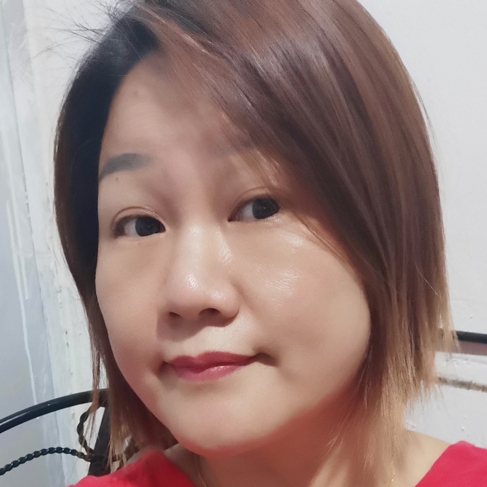耳机自信的照片
