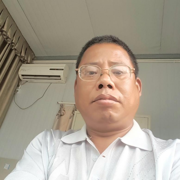英俊书本的照片