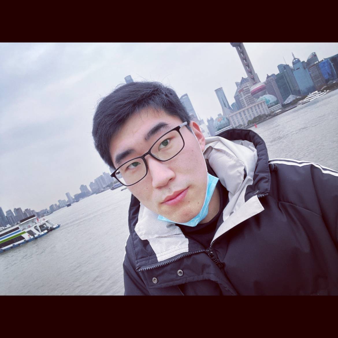 王七牛的照片