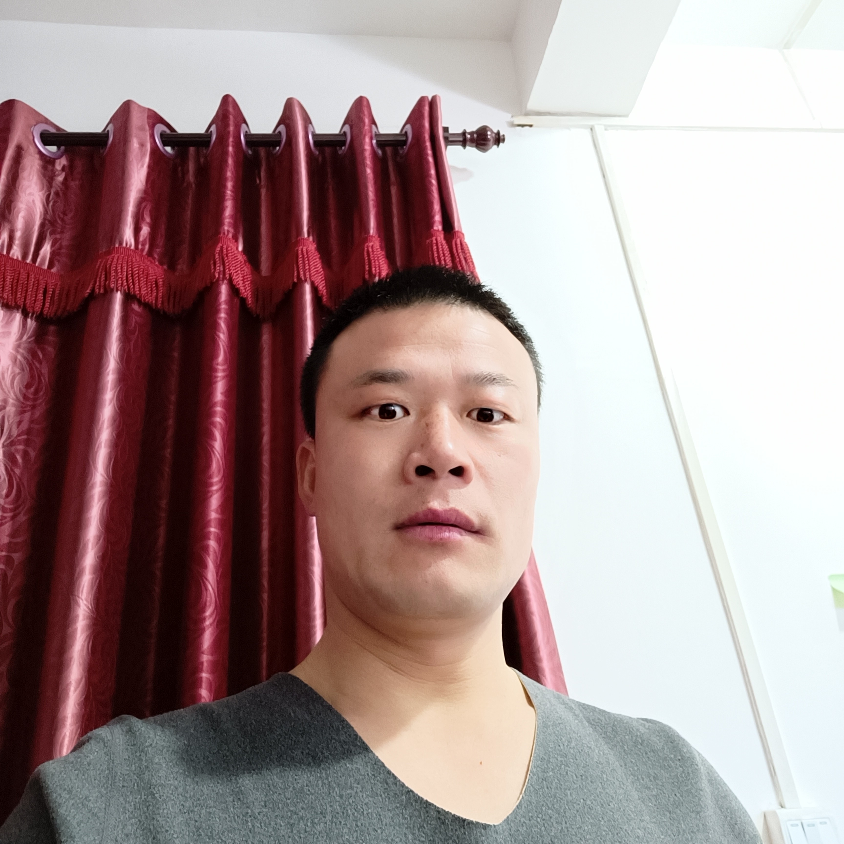 铃铛等于独特的照片