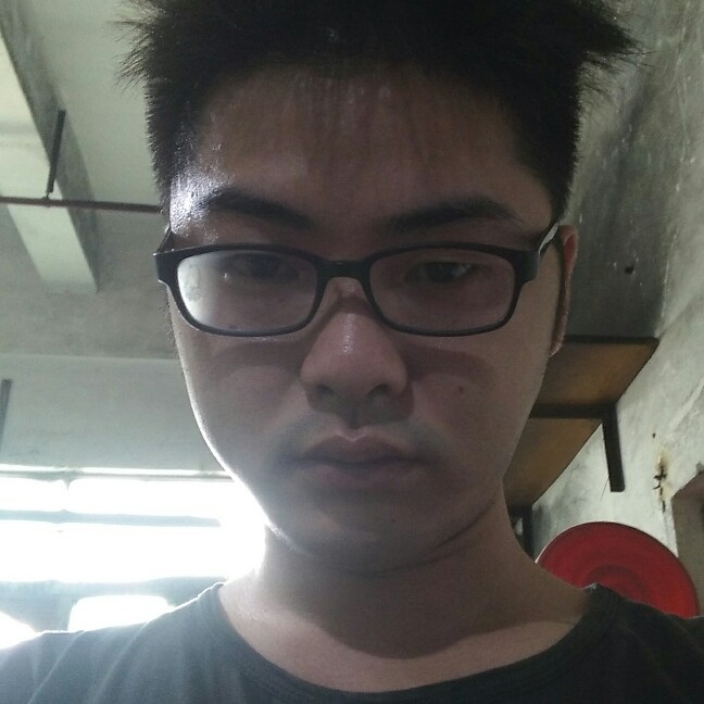 情动扯花痴的照片