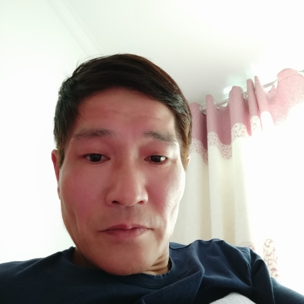 灯泡回眸满意的照片