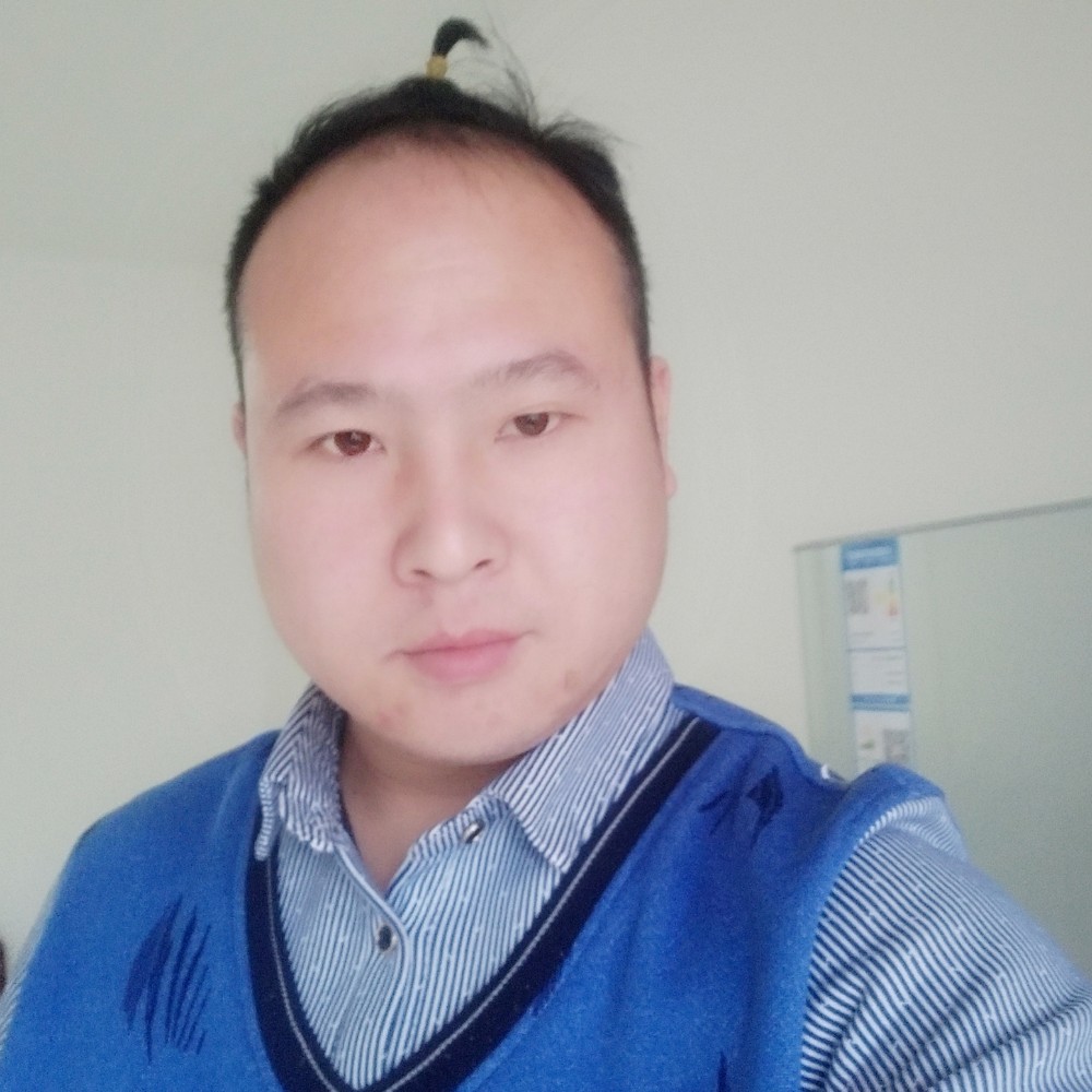 冰棍向翩飞的照片