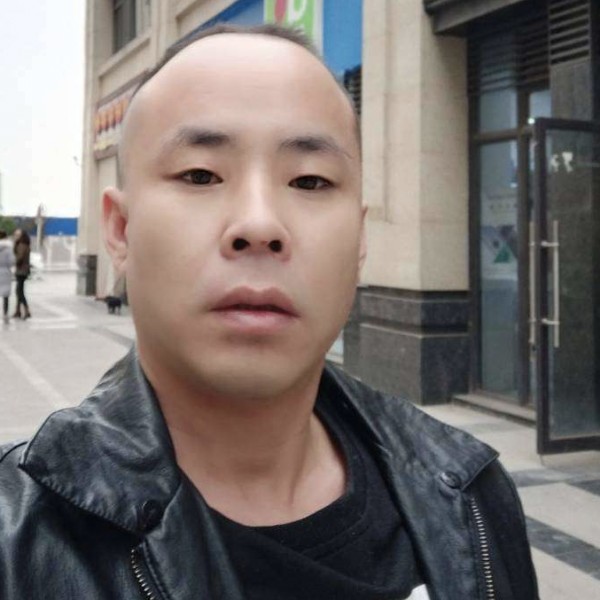 懦弱服的照片