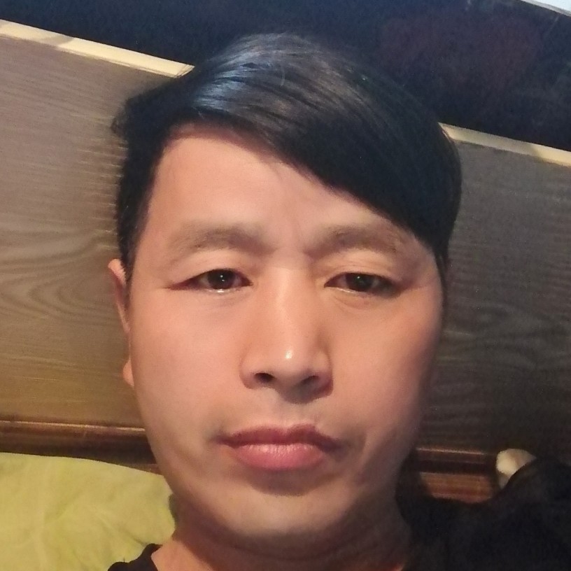 高高爱恋白羊的照片