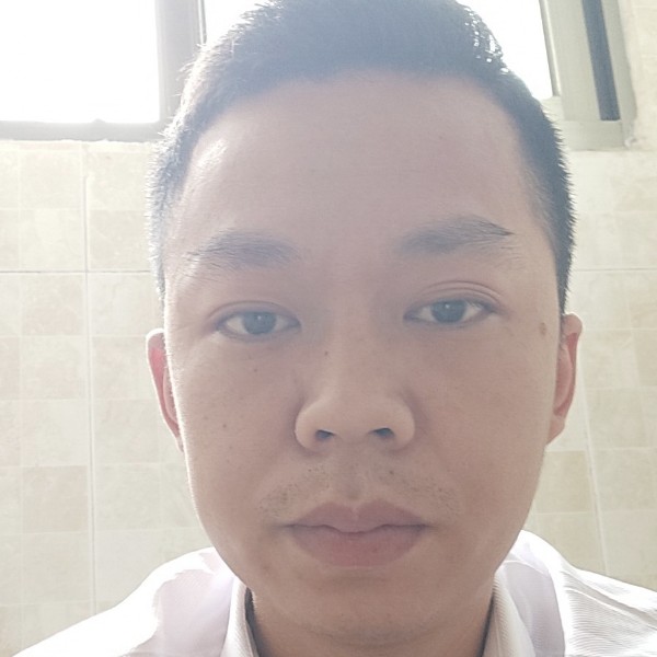 爱笑方帆布鞋的照片