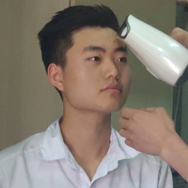 花 笙的照片