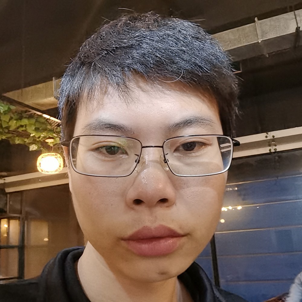 凉面回眸羞涩的照片