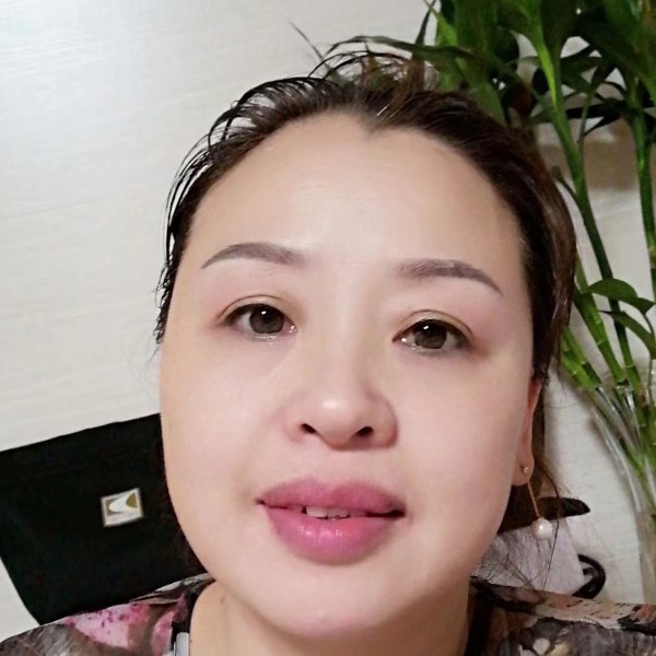 冬天的兰花的照片