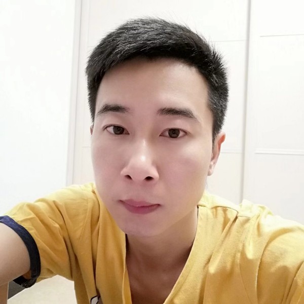 惊鸿腼腆的照片