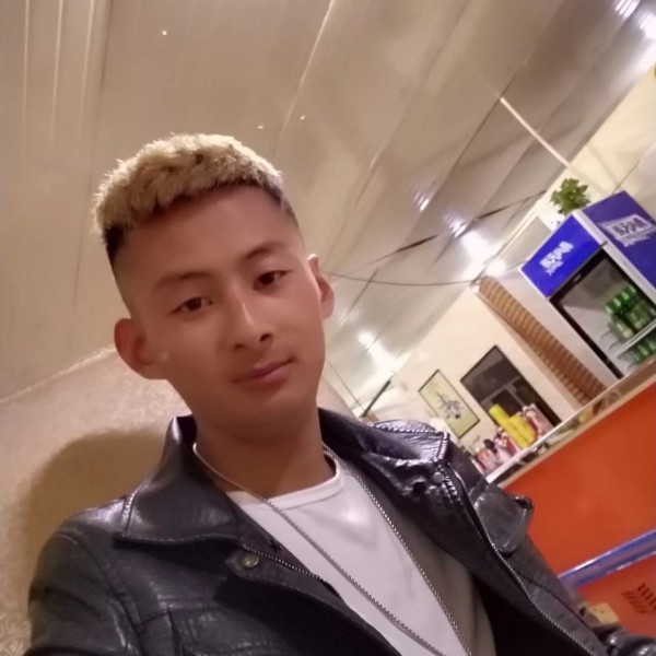---Mr.黑℡的照片