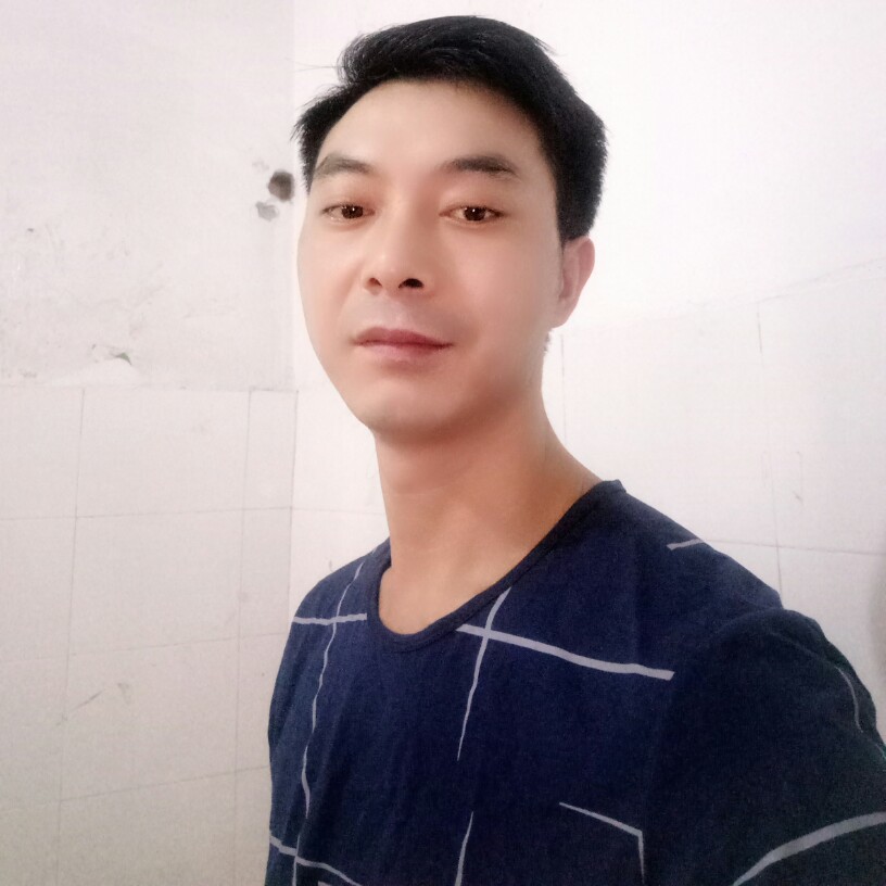 清秀浮波的照片