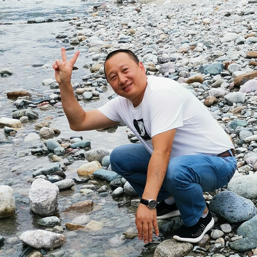 旧时光演变月饼的照片