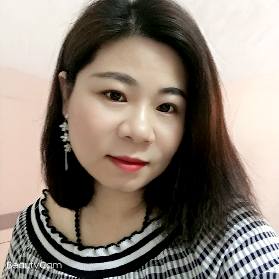 丰富蹁跹尊云的照片