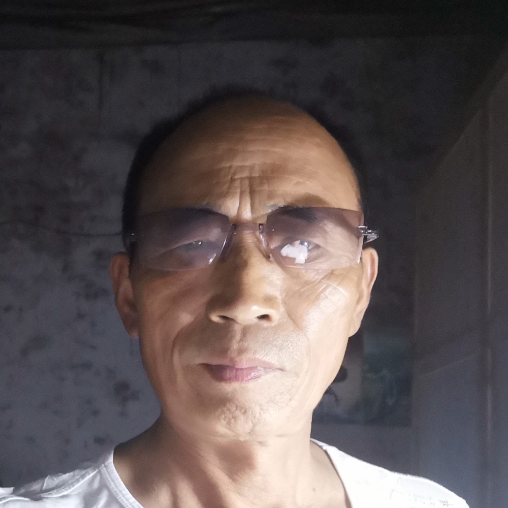 浮光踢迷离的照片