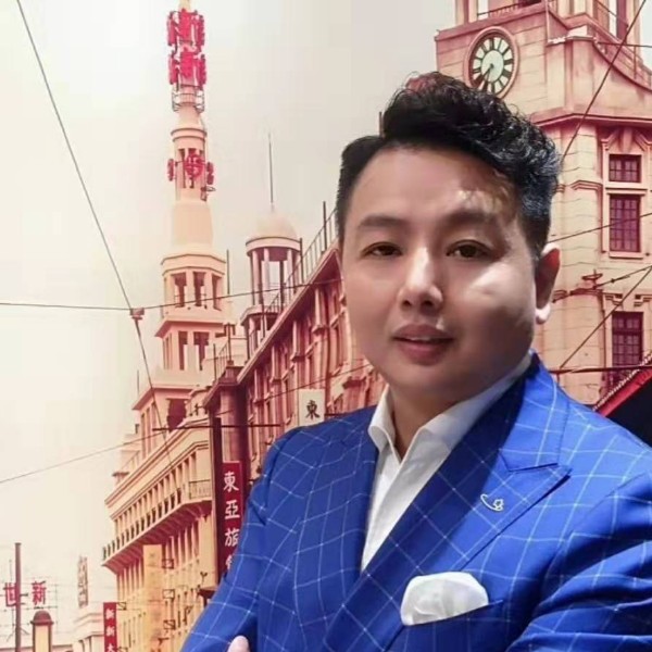 A幸福未来的照片