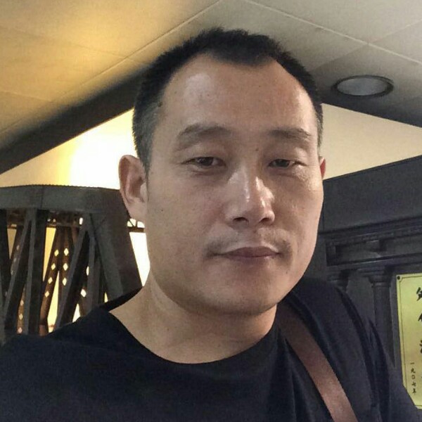 明亮8的照片