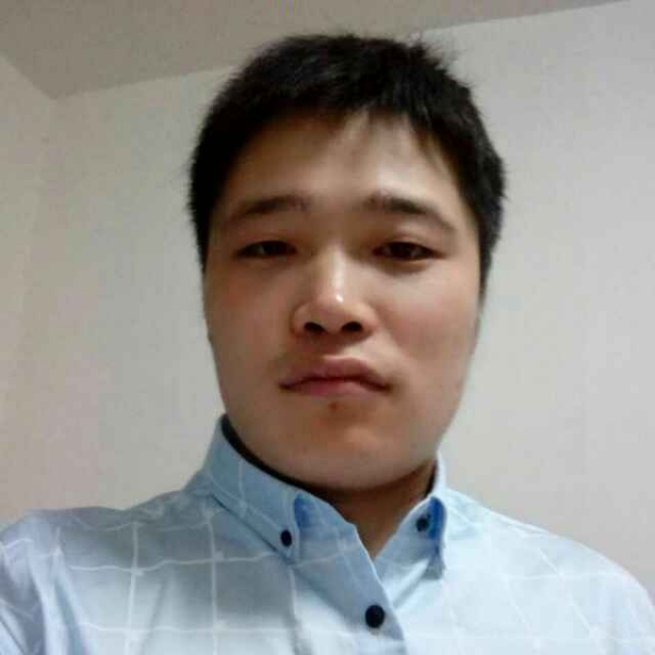 零碎水杯的照片
