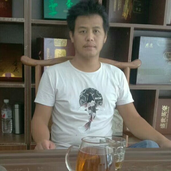李 杰的照片
