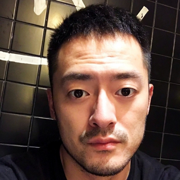 逆风飞翔r的照片