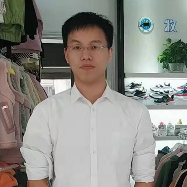 酸奶蹁跹贪玩的照片