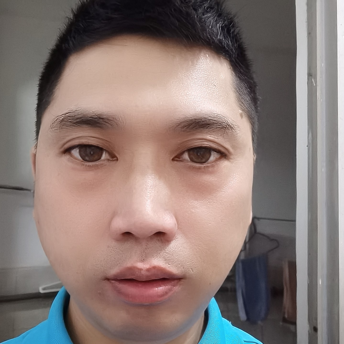 王少文寻找幸福的照片