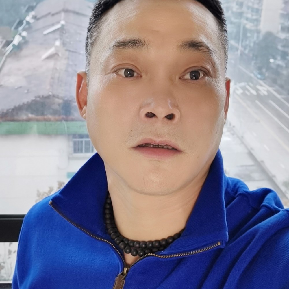 陈梅良的照片