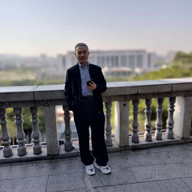 爱笑爱睫毛膏的照片