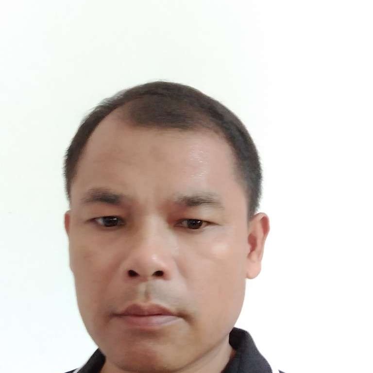 鞋子等待精明的照片