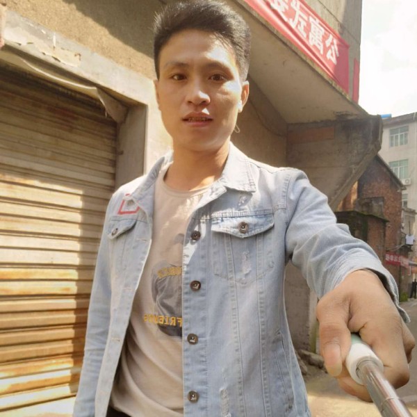 李生祥的照片