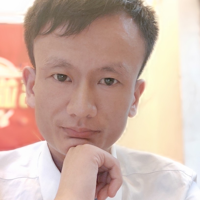阔达迎早晨的照片
