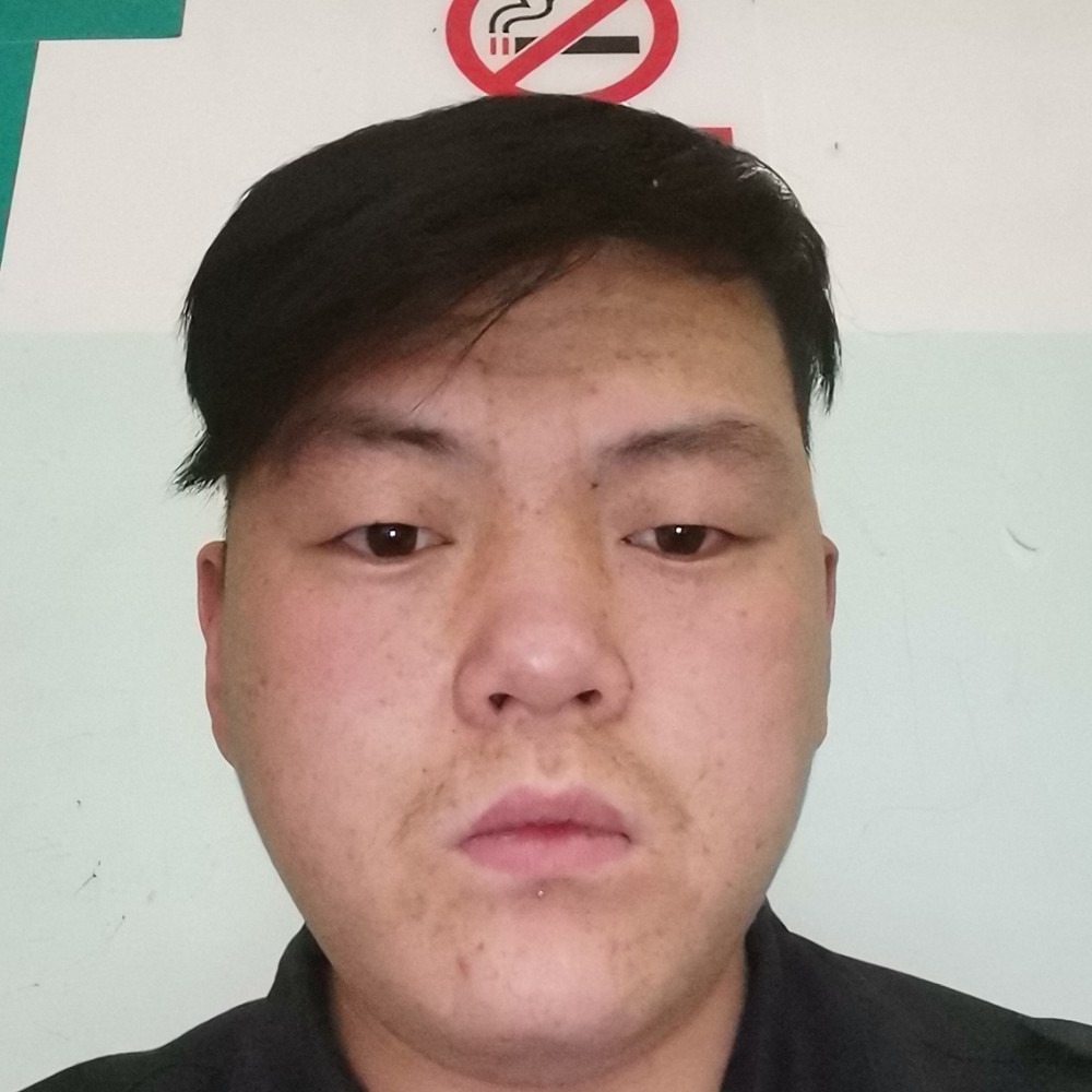 轩辕爱听歌的照片