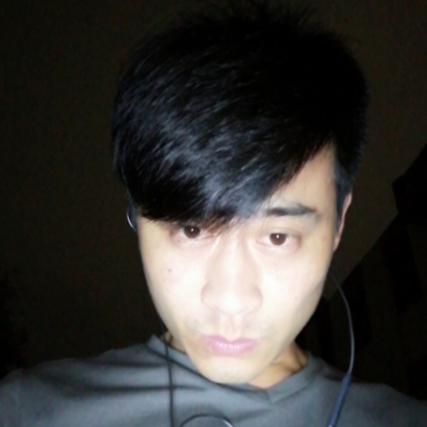续写苍言的照片