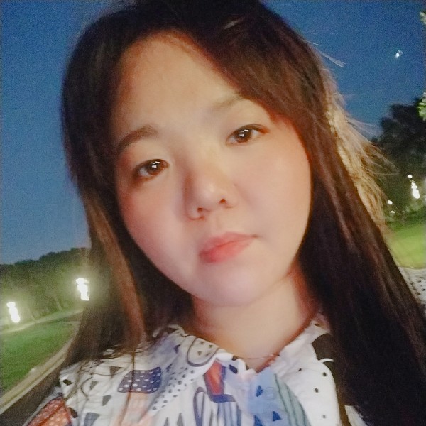 雅雅静的照片