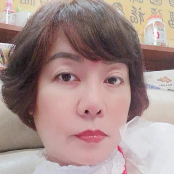 彭悦悦的照片