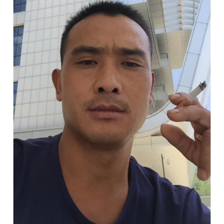 单薄的胡萝卜的照片