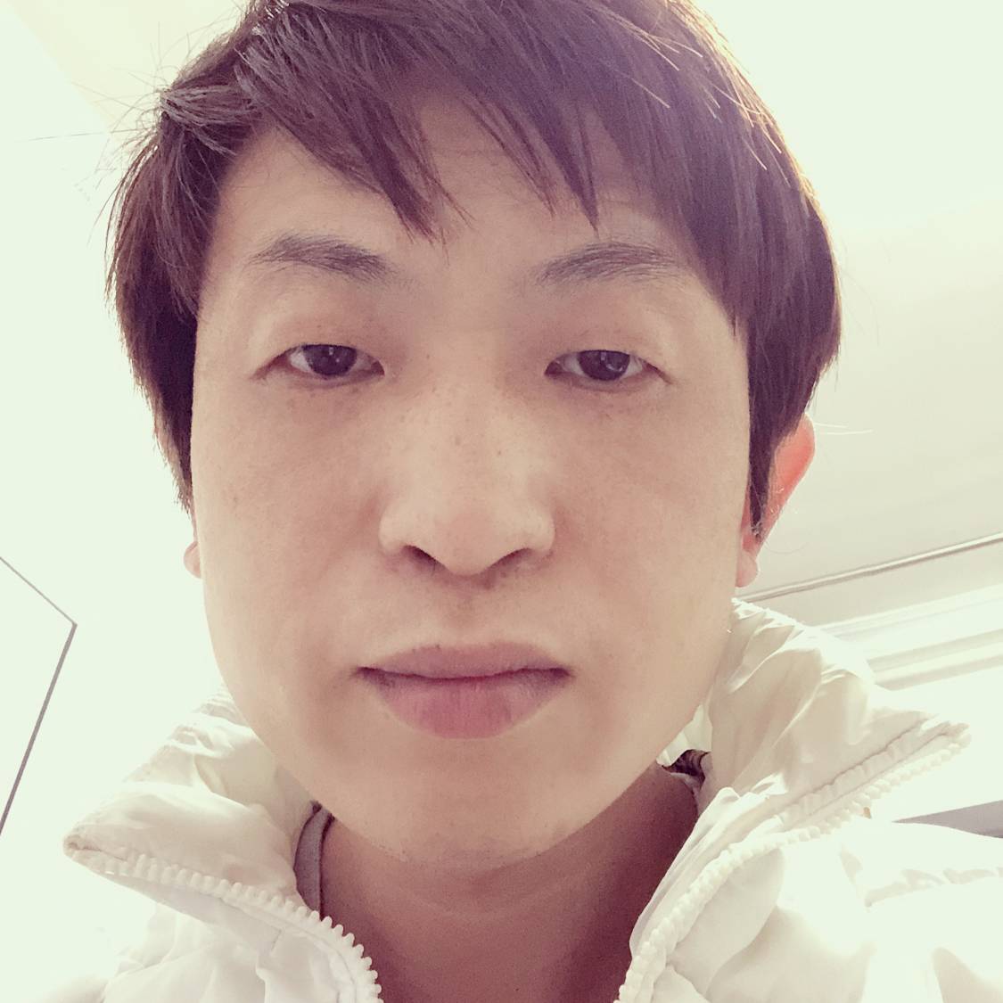 零碎蹙眉陌颜的照片