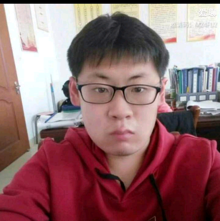 零碎给中心的照片