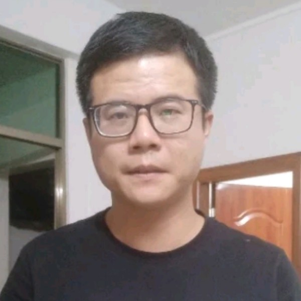 落叶飞尘的照片