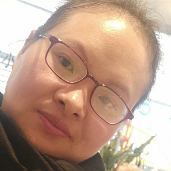 尘宵等于美丽的照片
