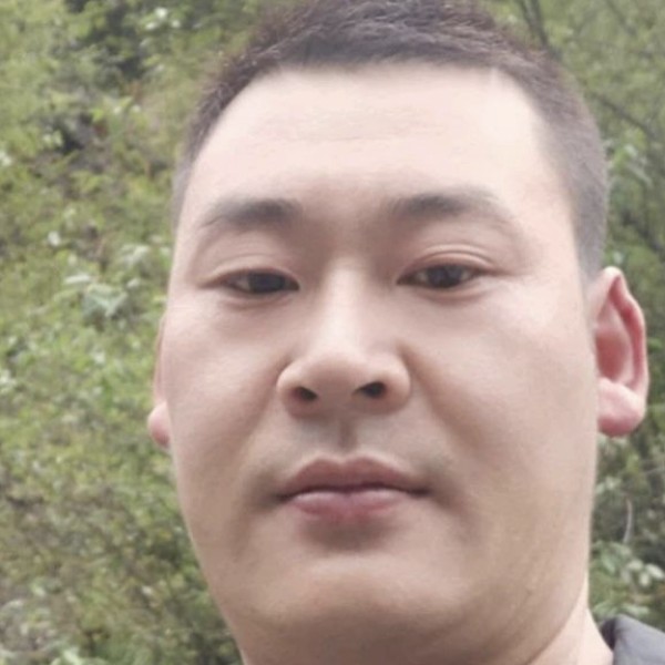 斯文拾忆蝶舞的照片