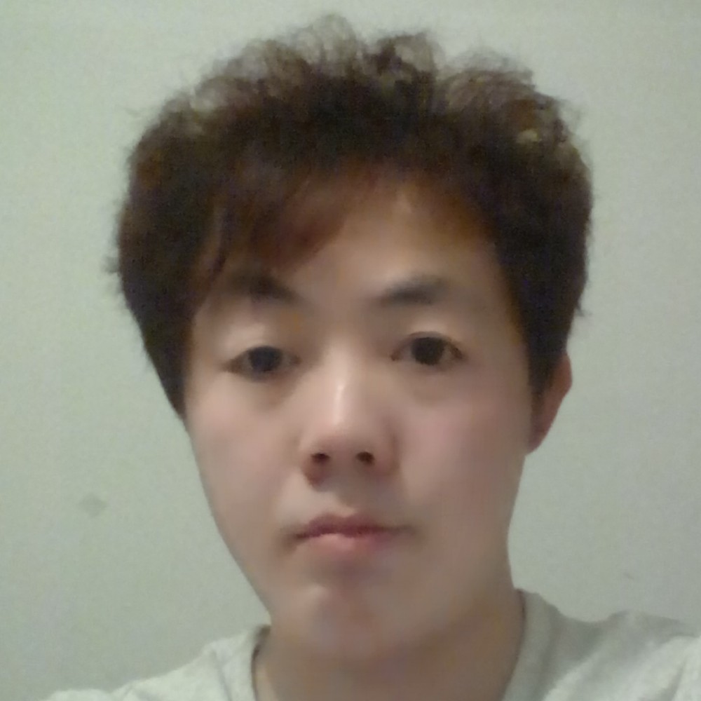 细心向蓝天的照片