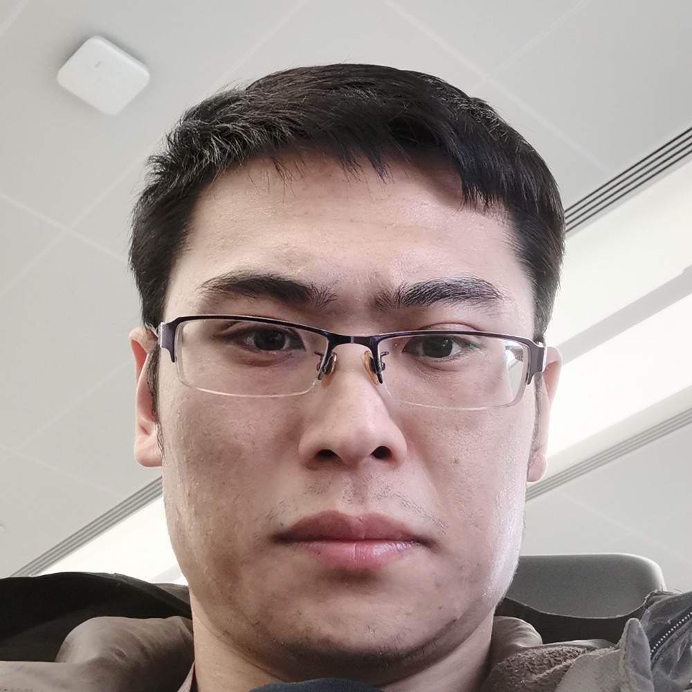 大白黯然的照片