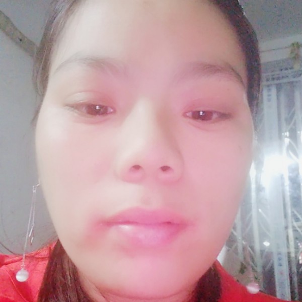 封玲的照片
